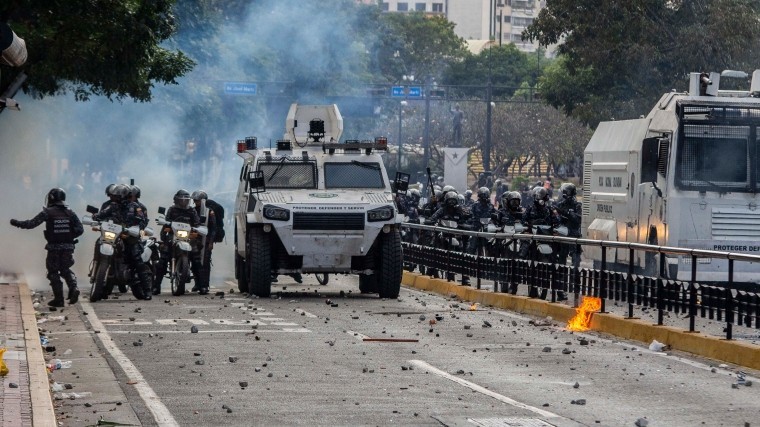 Число арестованных в ходе протестов в Венесуэле возросло до 218 человек