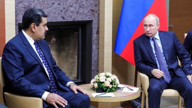 Владимир Путин провел телефонные переговоры с Николасом Мадуро