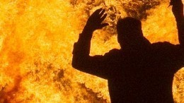 Жуткие кадры: Рабочий сгорел заживо при пожаре в многоэтажке в Балашихе