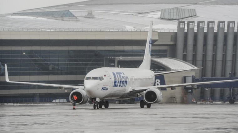 Boeing-737 совершил аварийную посадку во Внуково после отказа электросистемы