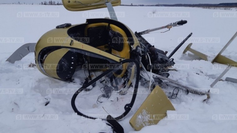 Появились первые кадры с места жесткой посадки вертолета в Нижегородской области