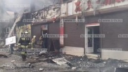 Видео: поражающие последствия мощного пожара в двух ТЦ в Дагестане