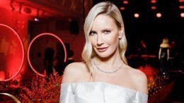 Баба Лена или эльфийка? Подписчики спорят о красоте Елены Летучей