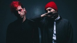 Фанаты встретили Twenty One Pilots в петербургском аэропорту — видео