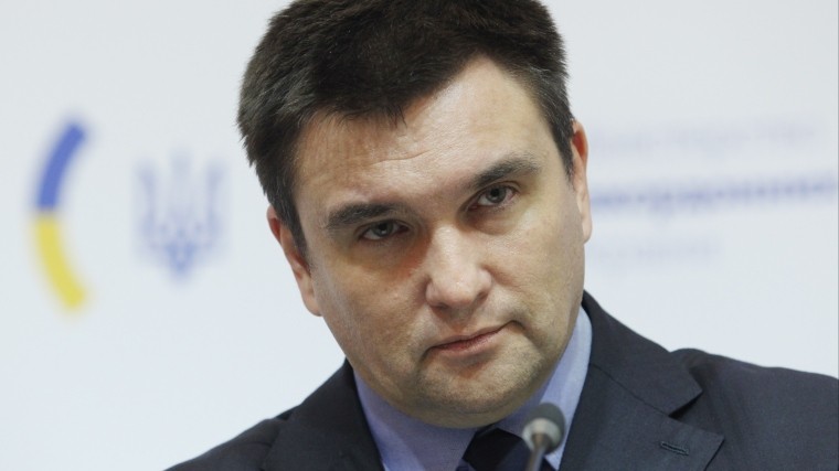 «Открыли ящик Пандоры»: глава МИД Украины заступился за уволенную Супрун
