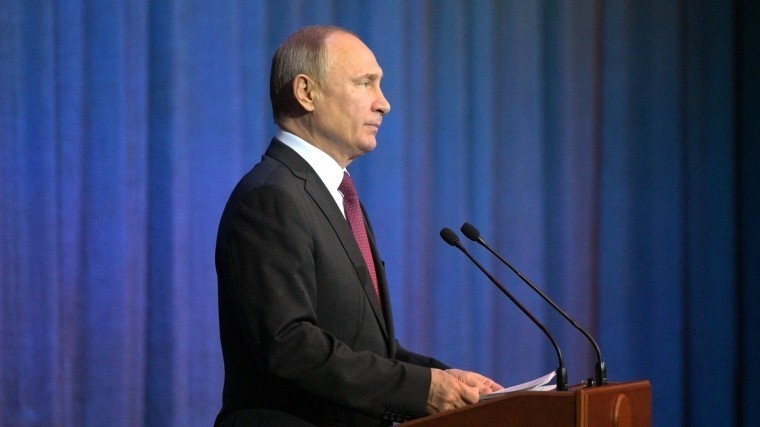 Путин подписал закон о постановке на воинский учет по месту фактического пребывания