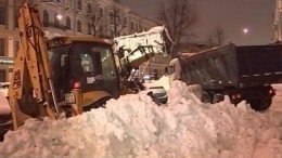 Вынужденные меры: Какие улицы в Петербурге перекрыли для уборки снега