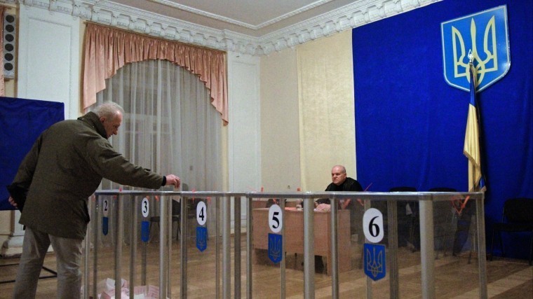 Россия не будет направлять наблюдателей на украинские выборы
