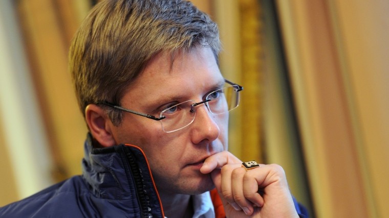 Нил Ушаков сохранил пост мэра Риги по итогам заседания думы