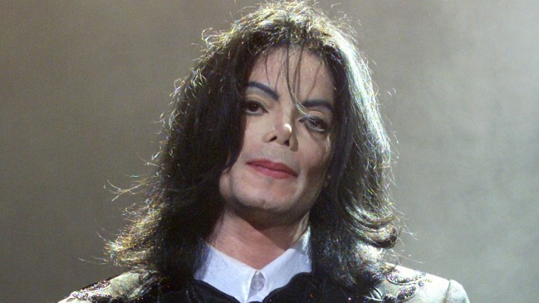 Тело культового музыканта Майкла Джексона хотят эксгумировать