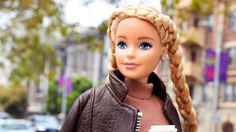 Гаджеты Apple возможно заговорят голосом куклы Барби
