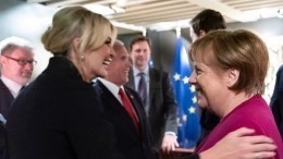 «Потрясающий лидер»: Иванка Трамп восхитилась Ангелой Меркель