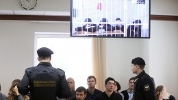 Видео: Мосгорсуд оставил Кокорина и Мамаева в СИЗО до 8 апреля