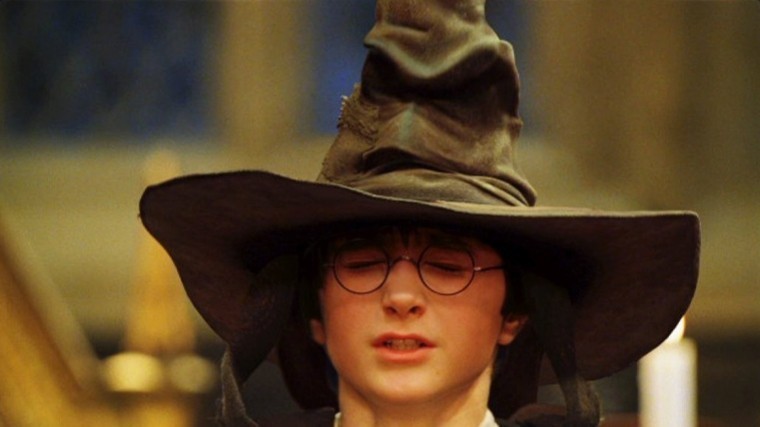 Читает мысли: В США воссоздали шляпу из «Гарри Поттера»