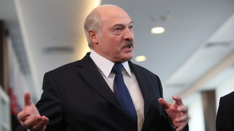 Белоруссия не должна смотреть на НАТО как на врага — Лукашенко
