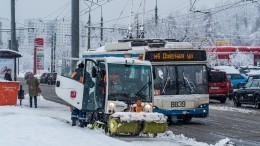 Зима не сдает позиции. Российские регионы во власти стихии