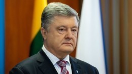 Порошенко снова оговорился и поблагодарил всех, кто «защитил врага»