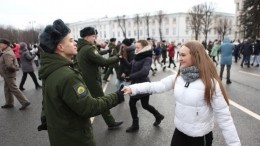 Севастопольский вальс станцевали в Ярославле в честь пятилетия возвращения Крыма