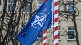 НАТО «креативит» в годовщину воссоединения Крыма с Россией
