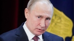 Путин подписал закон о борьбе с оскорблением госсимволов