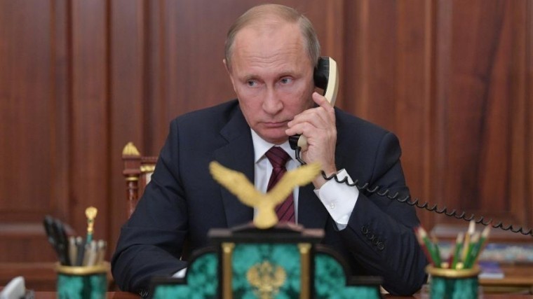 Владимир Путин провел телефонный разговор с Назарбаевым и Токаевым