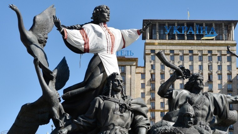 Молиться о справедливых президентских выборах призвали на Украине