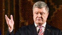 Петр Порошенко пригрозил «врагам» смертоносным оружием