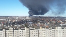 Пожар на складе с горючим напугал москвичей — видео с места