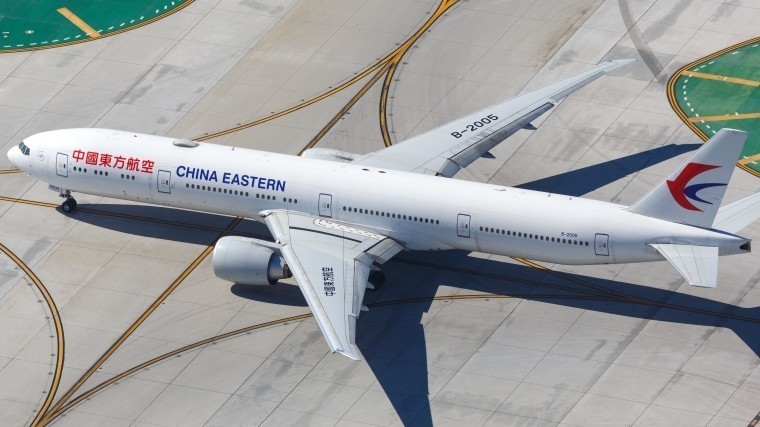 Boeing 777-300ER экстренно сел в Пекине