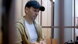 Михаила Абызова начали прослушивать за два года до задержания