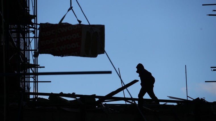 Рабочий погиб в результате обрушения на стройке в Петербурге