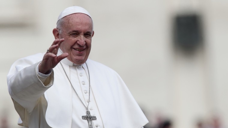 Папа Римский признал право женщин на равенство, но не на руководящие посты