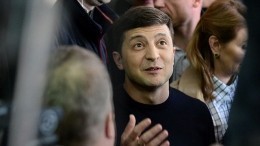 Торг начался: Предвыборный штаб Зеленского выдвинул условия Порошенко