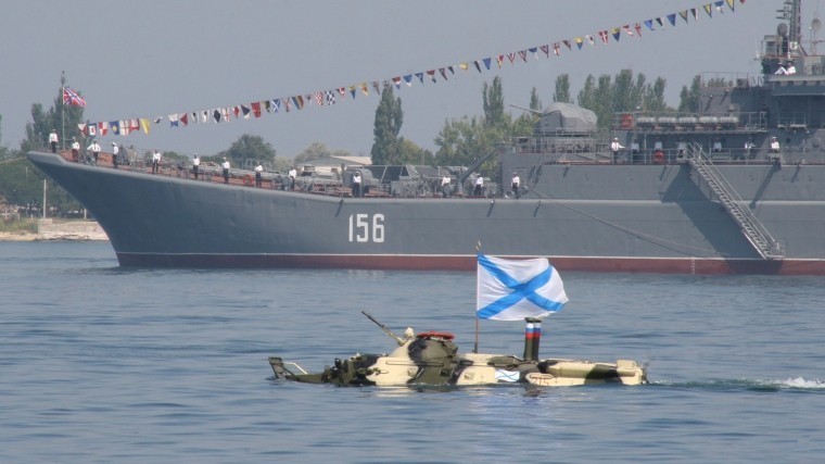 Советник Порошенко пригрозил новейшими ракетами Севастопольской бухте