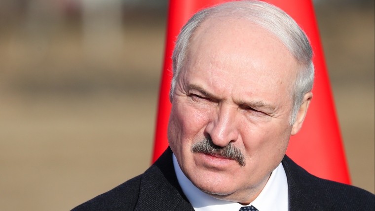 Александр Лукашенко обвинил Россию в «наглости» и «выкручивании рук»