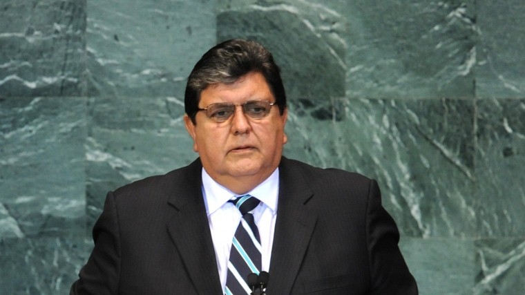 Экс-президент Перу умер в Лиме после задержания