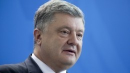 Порошенко припомнил Зеленскому четыре уклонения от армии