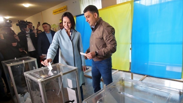Голосование во втором туре выборов президента Украины завершено