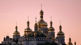 Киевский суд приостановил процедуру переименования канонической УПЦ