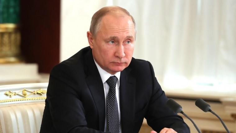 Путин подписал закон о сроке заключения для скрывшихся с места крупного ДТП