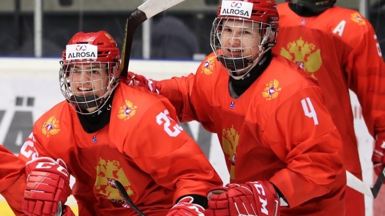 Юниорская сборная России по хоккею впервые за десять лет вышла в финал ЧМ