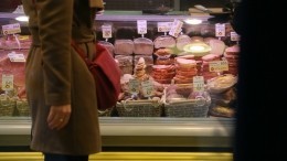 Эксперты: Цены на продукты и алкоголь не снизятся после праздничного подорожания