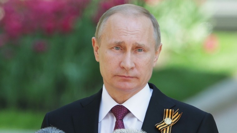 Путин поздравил с Днем Победы народы Украины и Грузии