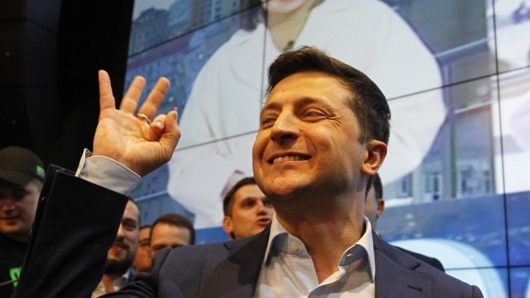 Партия Тимошенко потребовала скорейшей инаугурации Зеленского