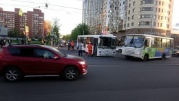 Люди, пострадавшие в ДТП с автобусом в Петербурге, получили резаные раны