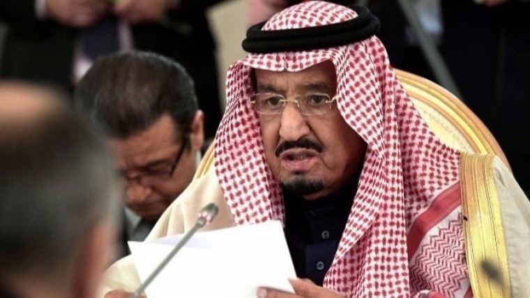 Король Саудовской Аравии призвал созвать экстренный саммит арабских лидеров
