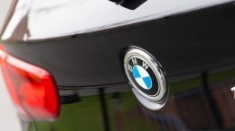 В Краснодаре BMW проехал по пешеходной улице — видео