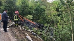 Видео: автобус с россиянами перевернулся в центре Италии