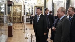 Путин провел водную экскурсию для Си Цзиньпина — видео