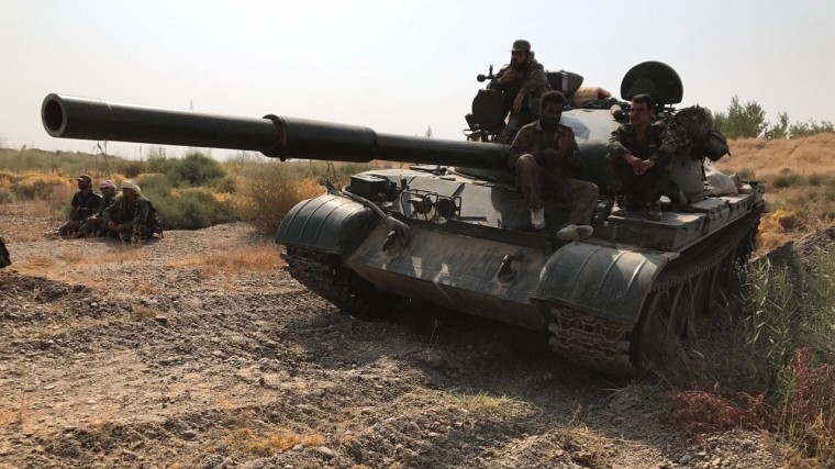 Бой двух советских танков Т-55 попал на видео в Ливии
